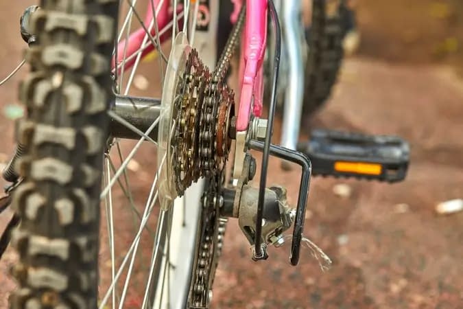 Features and Components of a Mountain Bike